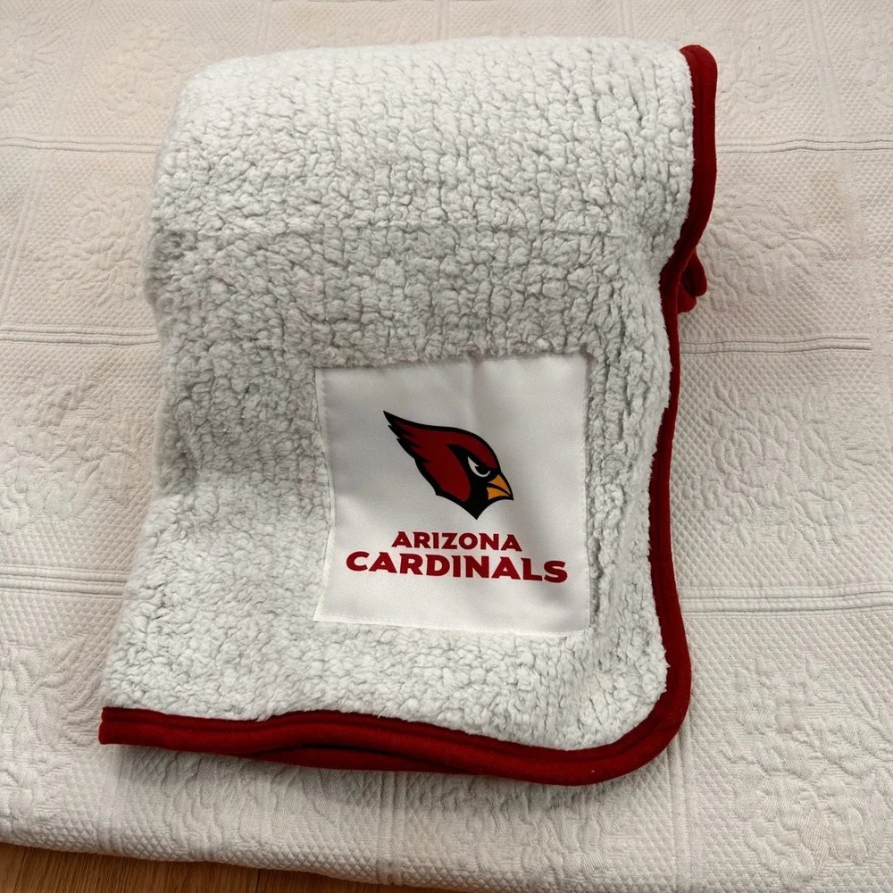 Arizona Cardinals Northwest Sherpa Throw Blanket NFL White Red Fleece Plush